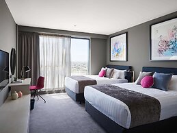 The Chen Melbourne - Art Series