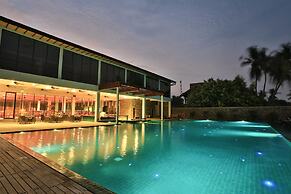 Regenta Arie Lagoon Negombo