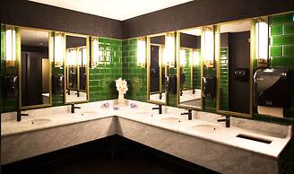 Iveagh Garden Hotel