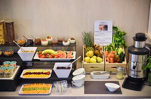 Lux Hotel
