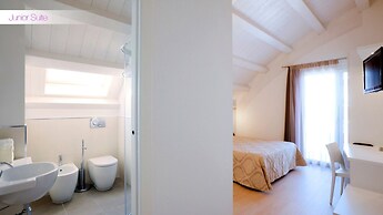 Lux Hotel