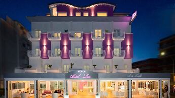 Lux Hotel