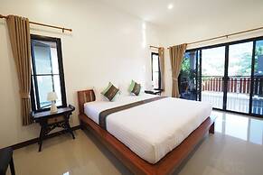 Chanapha Residence