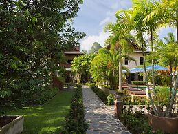 Chanapha Residence