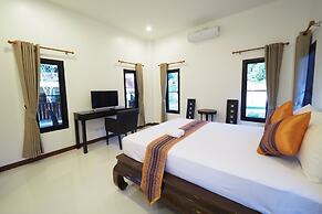 Chanapha Residence