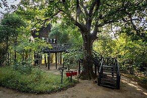 Pugdundee Safaris- Tree House Hideaway