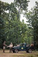 Pugdundee Safaris- Tree House Hideaway