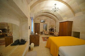 Salkim Cave House