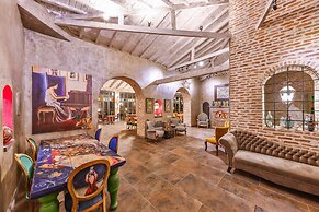 Cetmihan Hotel