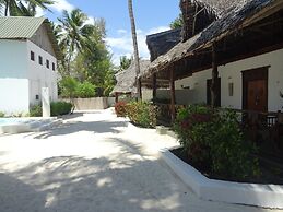 Makuti Beach Bungalows