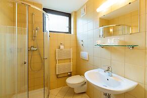 Guesthouse Kolinska - Adults only