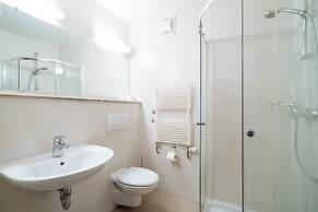 Guesthouse Kolinska - Adults only
