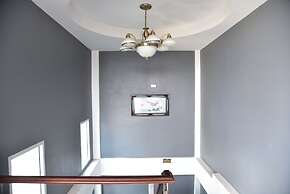 Pran Crescent
