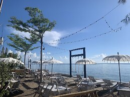 Damai Bungalows