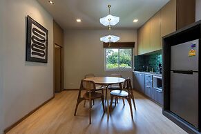 De Malee Pool Villas
