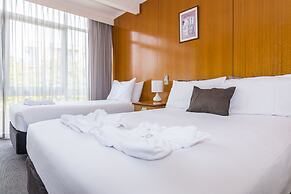 Merimbula Lakeview Hotel