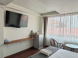 Longzhu Guesthouse