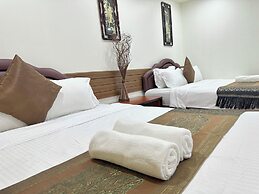 Longzhu Guesthouse