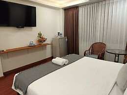 Longzhu Guesthouse