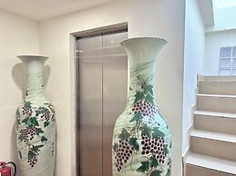 Longzhu Guesthouse