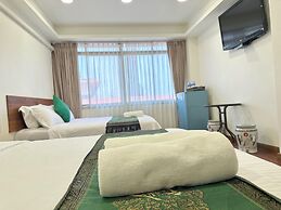 Longzhu Guesthouse