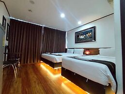 Longzhu Guesthouse