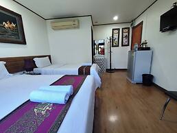 Longzhu Guesthouse