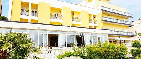 Hotel Royal