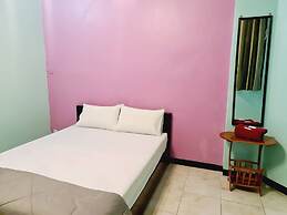 Royal Land Mae Klong Hotel
