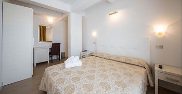 Hotel Alexander