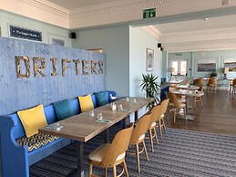 Driftwood Inn