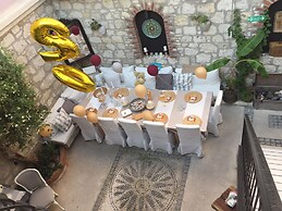 Simira Hotel