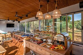 Anthemion Suites & Villas