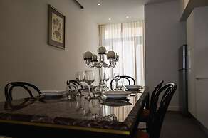 U Collection Townhouse