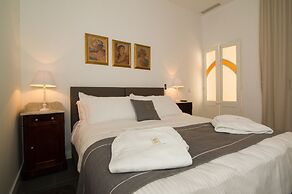 U Collection Townhouse