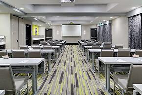 Hampton Inn & Suites Irvine-Orange County Airport