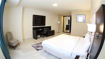 Carmel Hotel