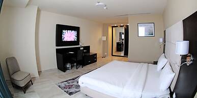 Carmel Hotel