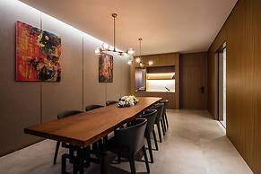 Ramada Seoul Sindorim Hotel