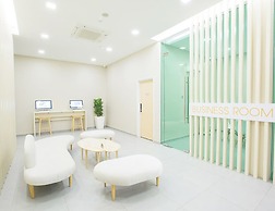 Minimalist Hotel