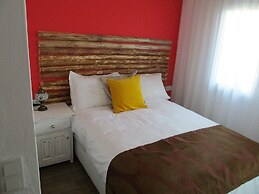 Azure Wellness Retreat - Adults Only