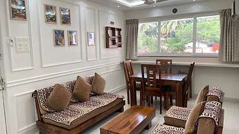 Monarch suites