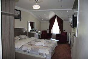 Yanki Otel