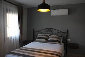 Tenedion Hotel