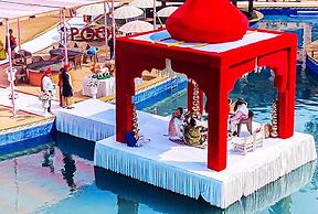 Discover Resorts