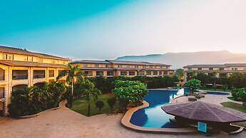 Discover Resorts