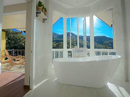 Luxe Wilderness