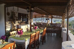Zeybek 2 Pension & Apart