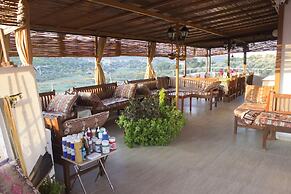 Zeybek 2 Pension & Apart