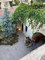 Kayhan Cave Villa